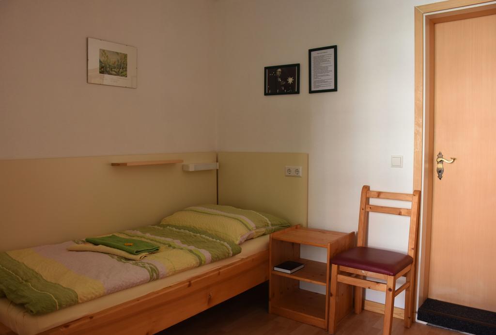 Pension Zur Wartburg Görlitz Buitenkant foto