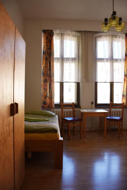Pension Zur Wartburg Görlitz Buitenkant foto