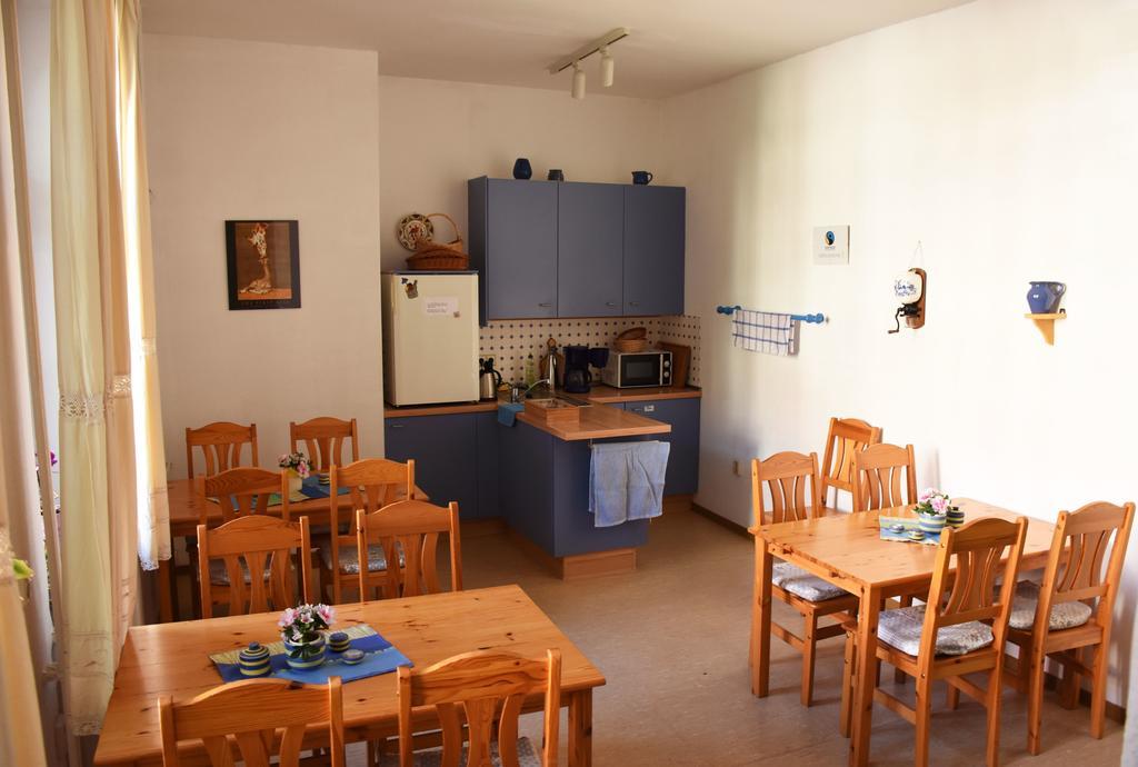 Pension Zur Wartburg Görlitz Buitenkant foto